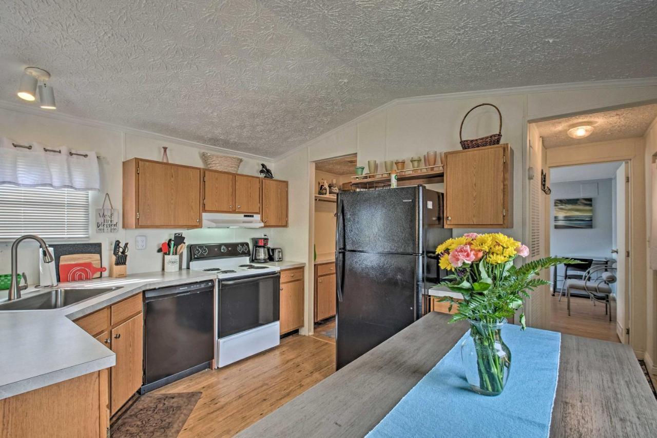 Bright Pensacola Home With Backyard - Pets Welcome! Exteriör bild