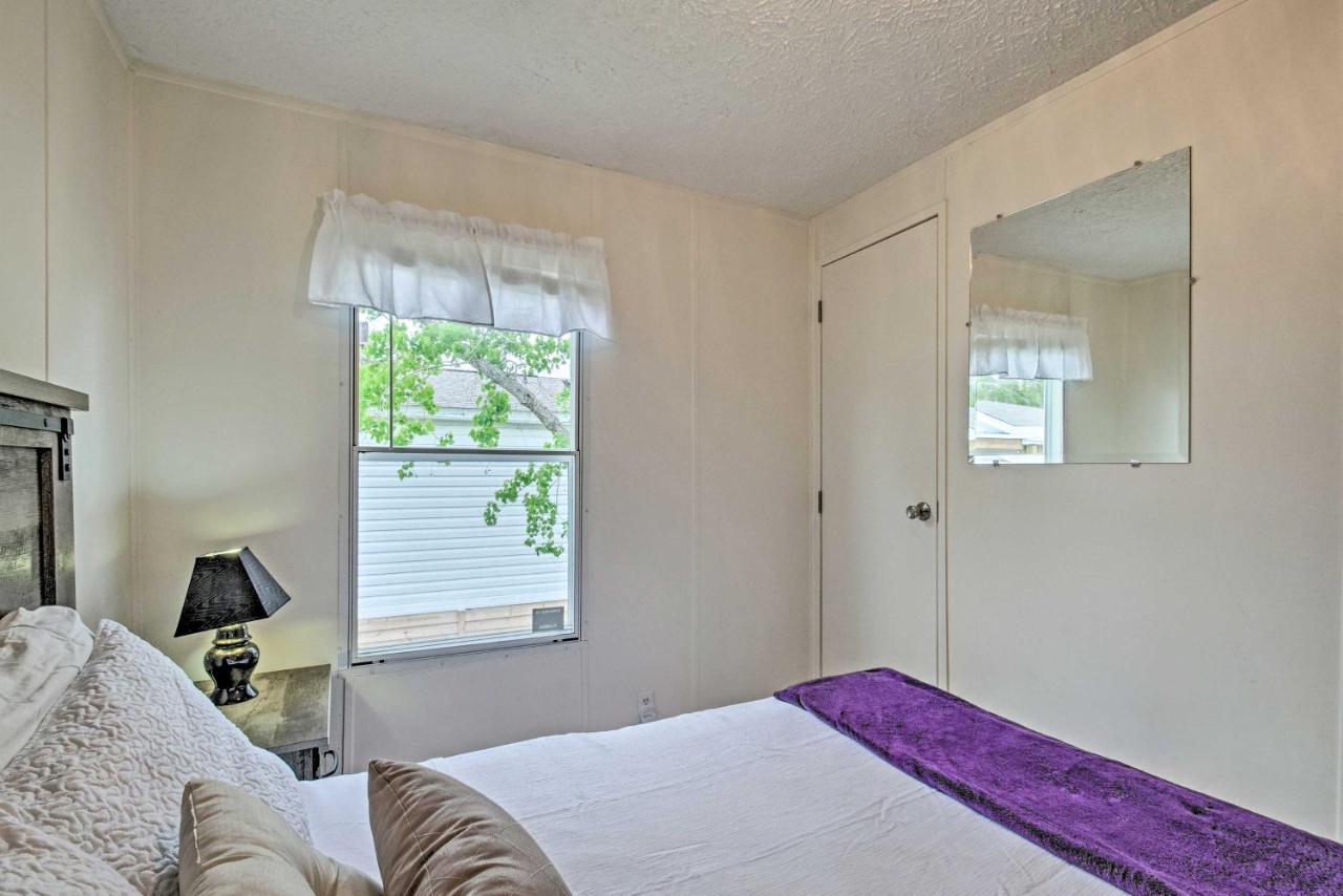 Bright Pensacola Home With Backyard - Pets Welcome! Exteriör bild