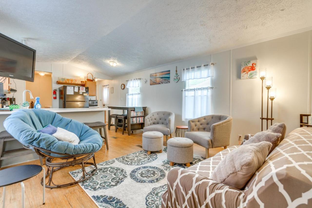 Bright Pensacola Home With Backyard - Pets Welcome! Exteriör bild