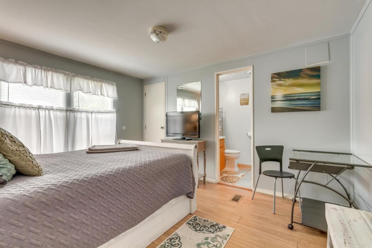 Bright Pensacola Home With Backyard - Pets Welcome! Exteriör bild